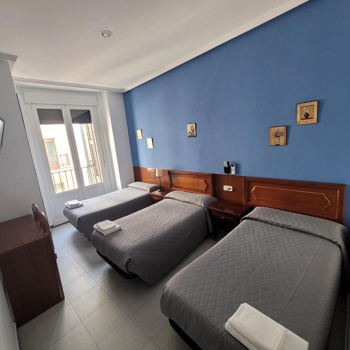 Hostal Pan America - image 2