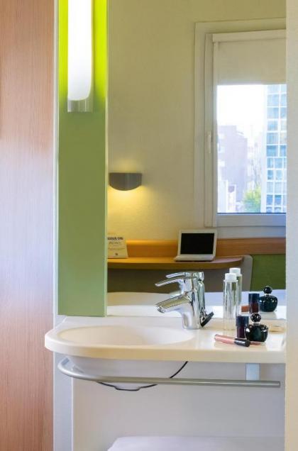 Ibis Budget Madrid Calle Alcala - image 10