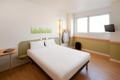 Ibis Budget Madrid Calle Alcala - image 2