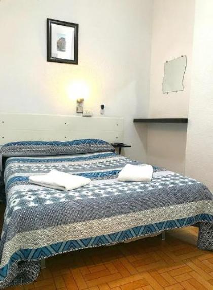 Hostal Los Arcos - image 18