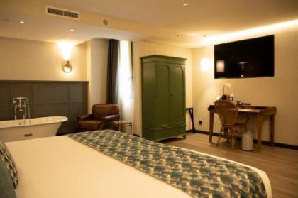 Hotel Indigo Madrid - Gran Via - image 2