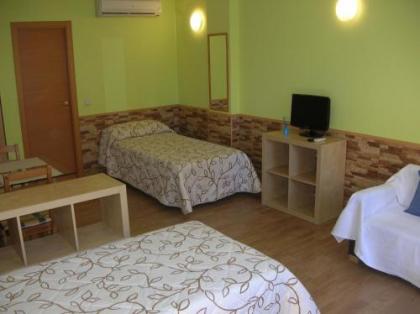 Apartamentos Barajas - image 8