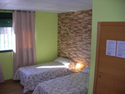 Apartamentos Barajas - image 3