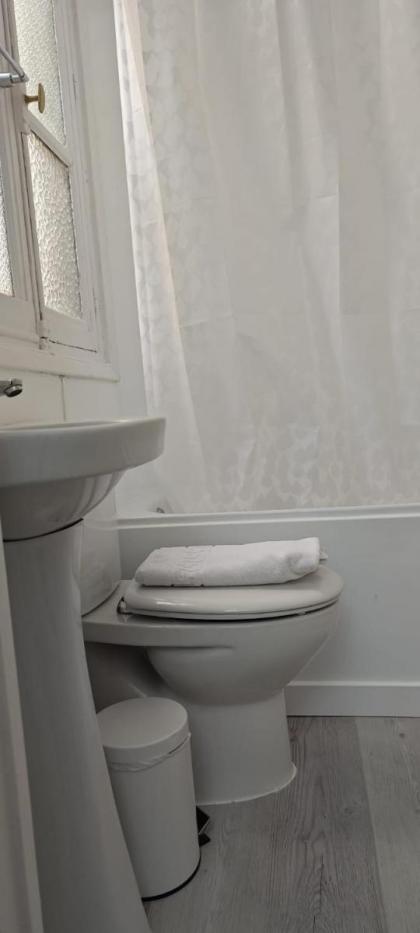 Hostal Milan - image 26