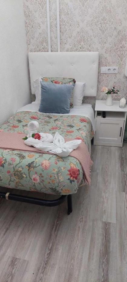 Hostal Milan - image 28