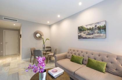 Madrid Rental Flats - image 14
