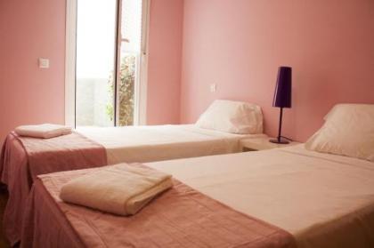 Apartamentos El Puente - image 1