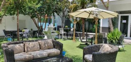 Escala Suites - image 1