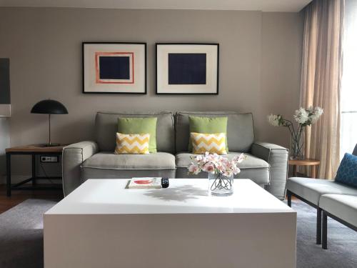 SmartRental Collection Centric II - image 3