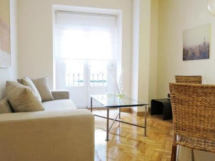 Almaden Apartment - image 1