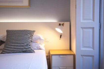Apartment in Malasaña - image 19