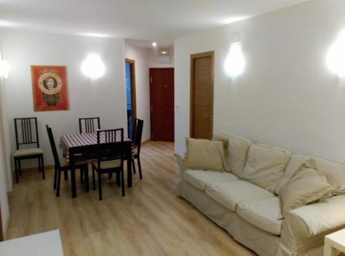 Madrid Rent 5 - image 6