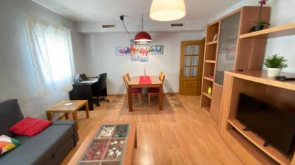 Apartamento Aluche con parking gratuito - image 10