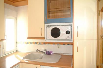 Apartamento Aluche con parking gratuito - image 20