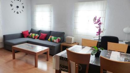 Apartamento Aluche con parking gratuito - image 5