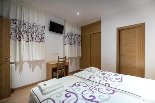Hostal Carracedo - image 7