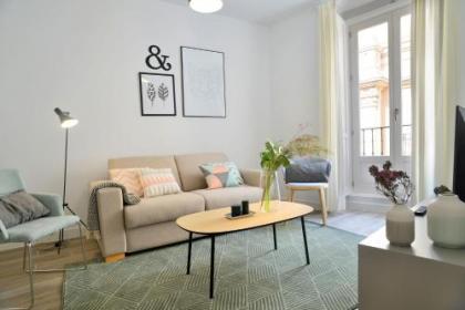 nQn Aparts & Suites Madrid - image 1