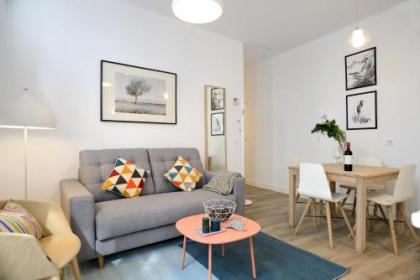 nQn Aparts & Suites Madrid - image 5