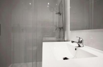 Genteel Home Reina Sofía - image 19