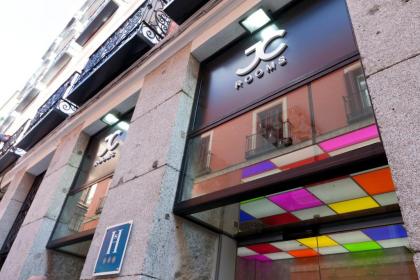 JC Rooms Chueca - image 10