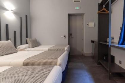 Hostal Carmen-Gran Vía - image 8