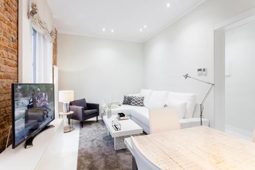 Alcantara Apartment by Flatsweethome - image 3