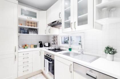 Serrano Apartment by Flatsweethome - image 11