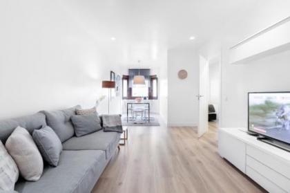 Villanueva Apartments by Flatsweethome - image 1