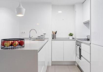 Villanueva Apartments by Flatsweethome - image 14