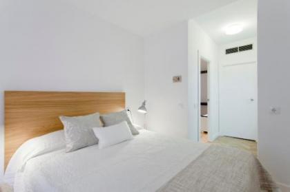 Villanueva Apartments by Flatsweethome - image 17