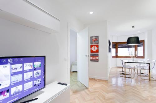 Villanueva Apartments by Flatsweethome - image 6