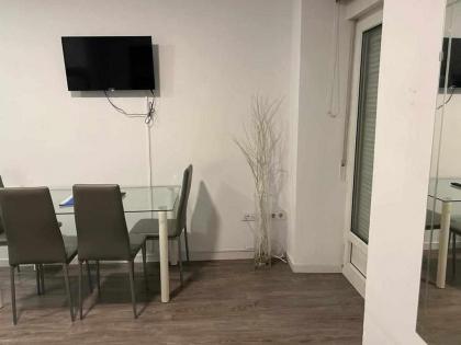 Comodo Y Agradable Apartamento En Madrid Centro 3 - image 21