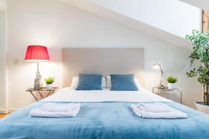 Duplex Plaza Mayor City Center - image 21