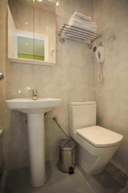 Pension Ava Rooms - image 15