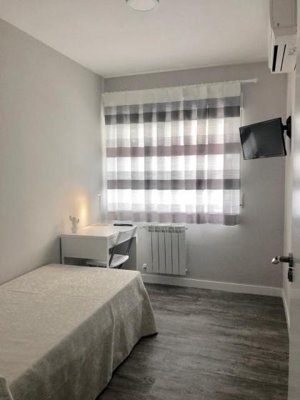 Plaza 5 Carabanchel Apartment - image 24