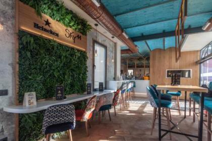Hostal Charlotte-Gran Vía - image 9