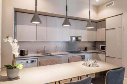 PYR Select Salamanca Luxury VI - image 18