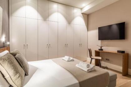 PYR Select Salamanca Luxury VI - image 3