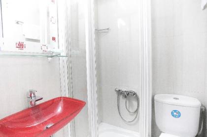 Hostal La Banezana - image 12