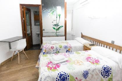 Hostal La Banezana - image 20
