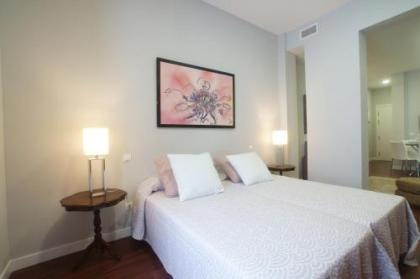 Apartamento al lado de Gran Via - Pink - image 4