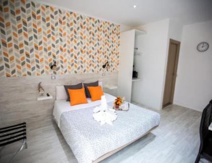 Bloom Inn Madrid - image 13