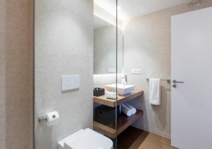 Francisco Silvela Apartment by Flatsweethome - image 14