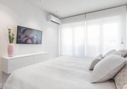 Francisco Silvela Apartment by Flatsweethome - image 3
