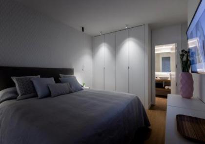Francisco Silvela Apartment by Flatsweethome - image 9