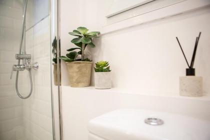 Lovely and Chic 1 Bedroom Apartment next to Atocha - image 22