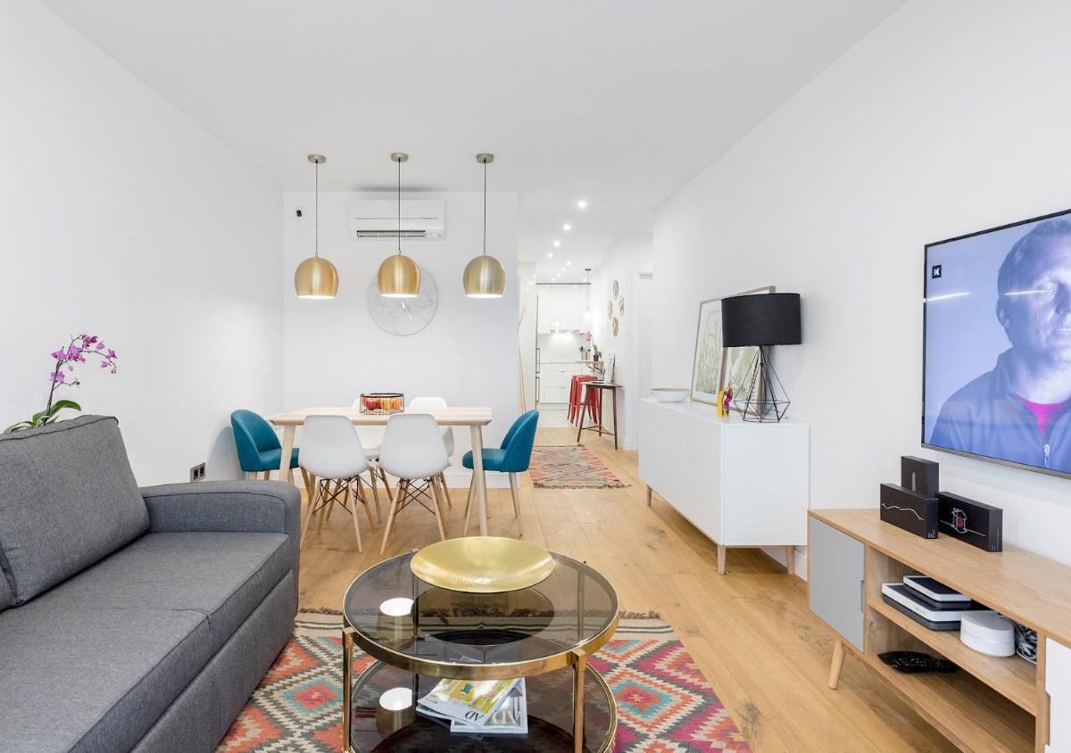 Hermosilla Apartment by Flatsweethome - image 3