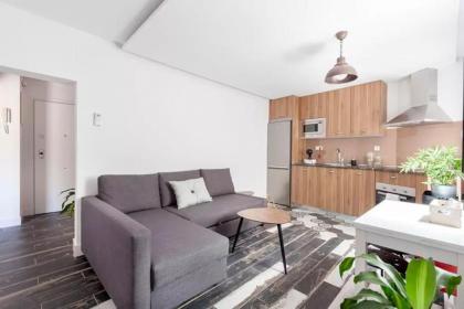 mODERN 2 BR 2 BAtHS IN P.mAYOR madrid 