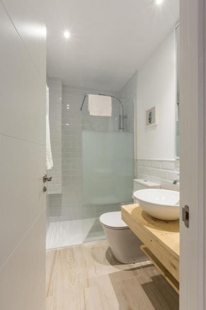 Horoko Apartments by gaiarooms - image 30