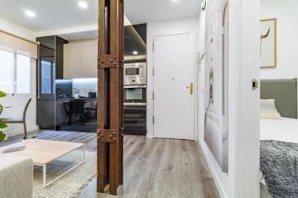 PYR Select Salamanca Luxury IX - image 19